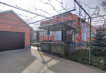 Дом, 82 м², 2 эт. 6 сот. ул. Челнокова 31
